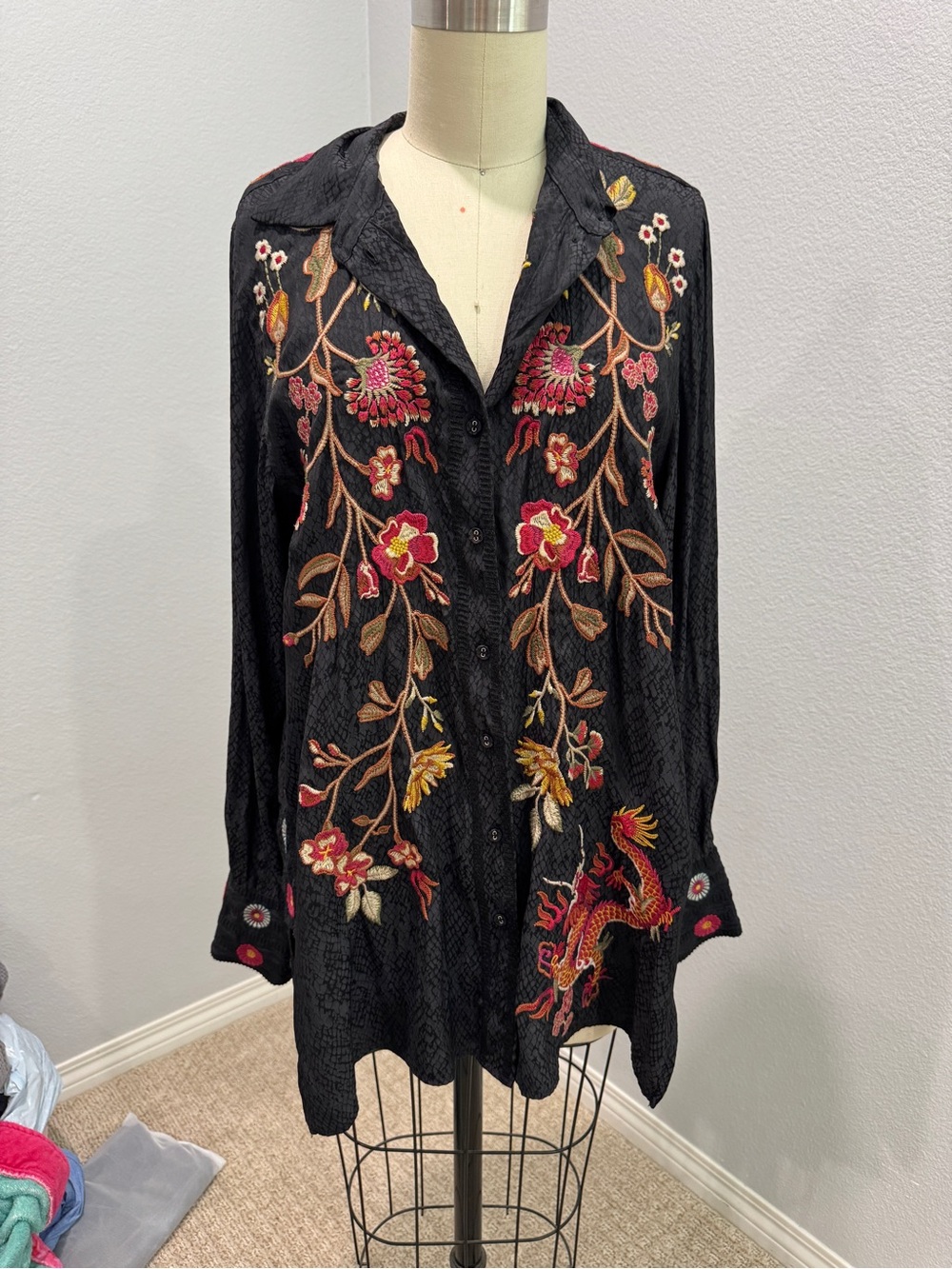 Johnny Was Embroidered Floral Button-Front Shirt